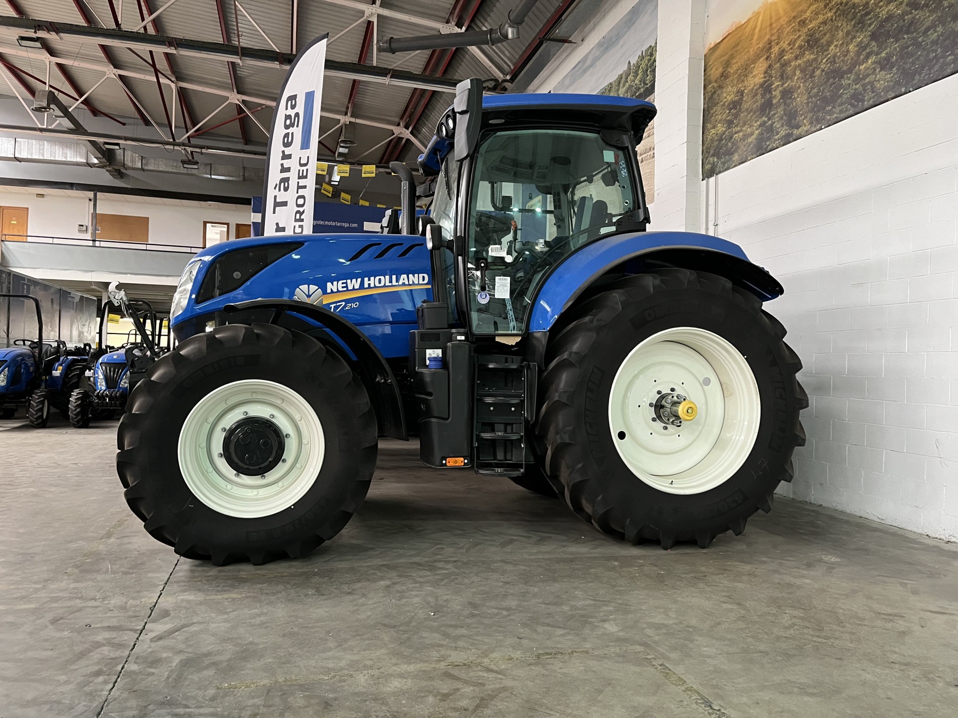 Alquiler tractor New Holland T7.210