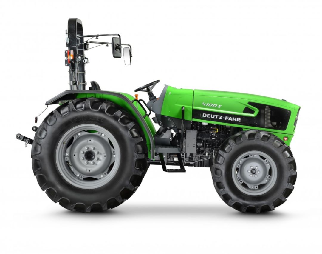 Tractor Serie 4E DEUTZ-FAHR Agrotrac vista lateral