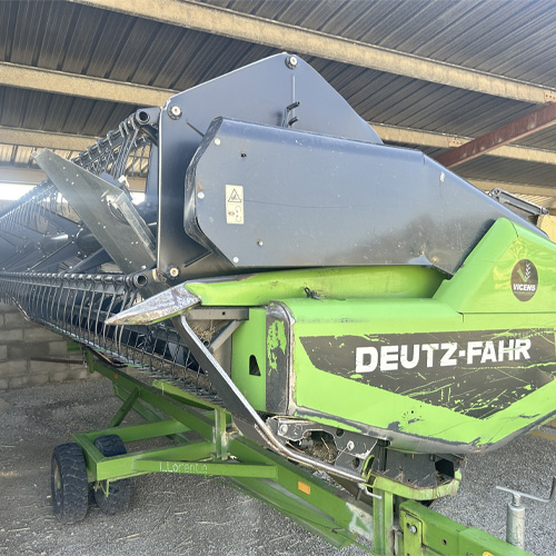 1. Cosechadora de cereal DEUTZ-FAHR 6040, segunda mano, ocasión, usado