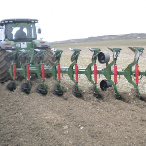 7a Arado LANAU de 9 vertederas