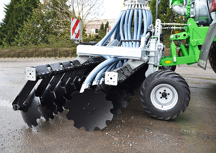 Aplicador de purín con grada rapida Terradisc JOSKIN