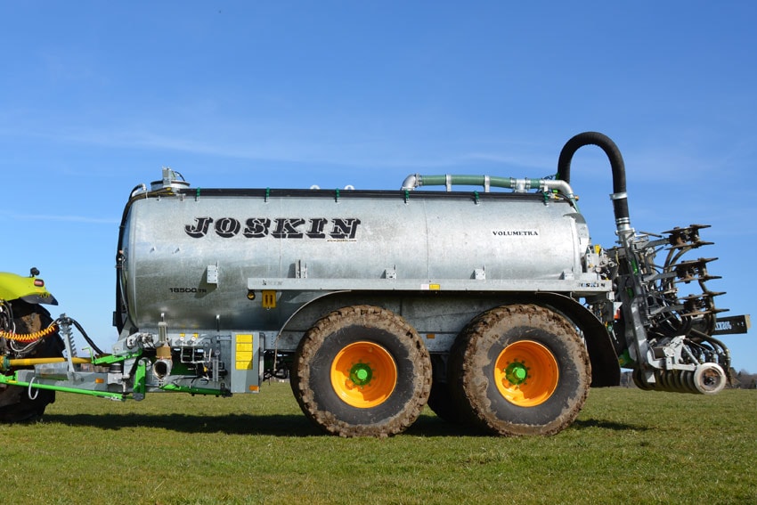 Cuba de purín con chasis autoportante VOLUMETRA JOSKIN
