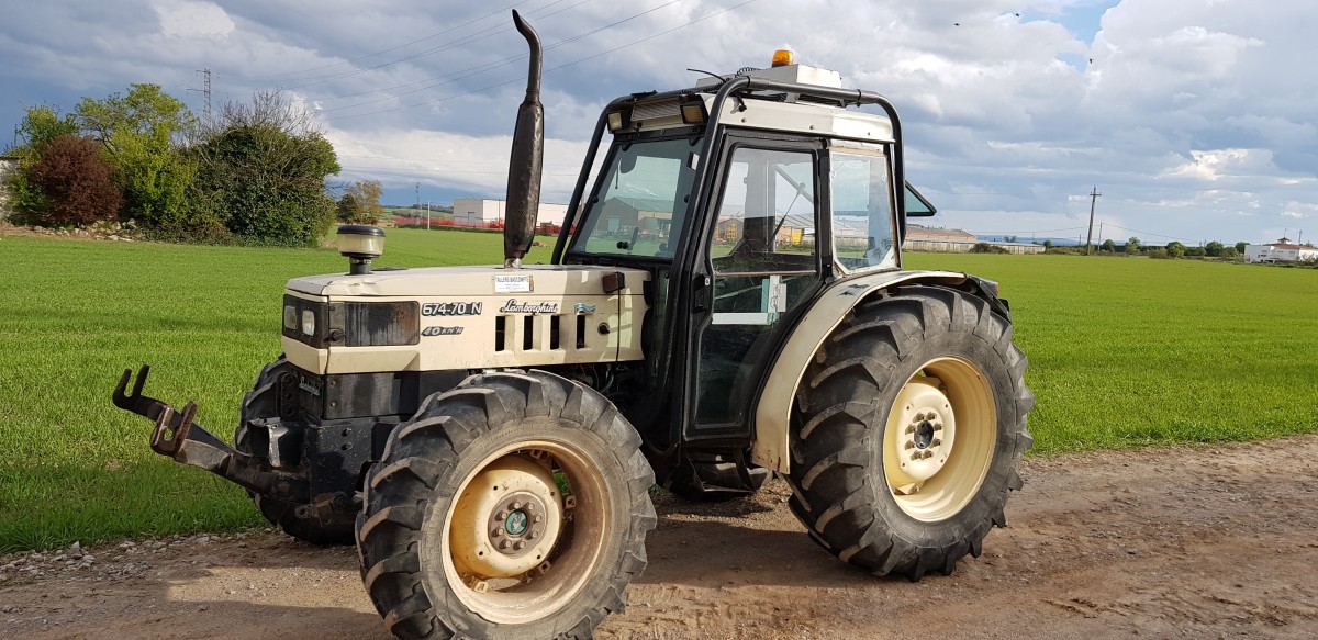 Tractor segunda mano, usado, ocasión LAMBORGHINI 674 70N